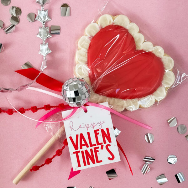Scalloped Heart Cookie Stick